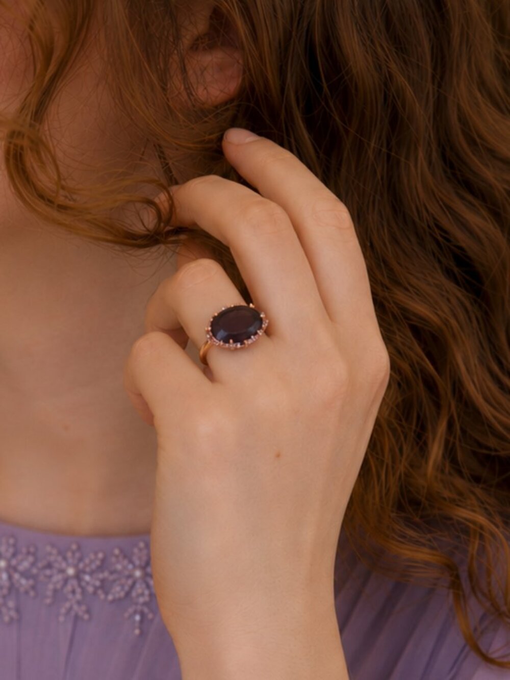 Beautiful unique purple heart ring